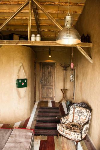 Bed & Breakfast Cob Camp