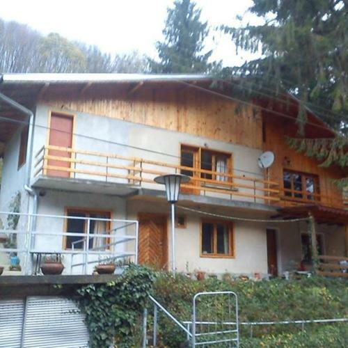 Hostal Mountain Sun Guest House