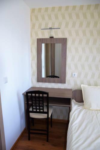 Hostal Guest House Tri Buki