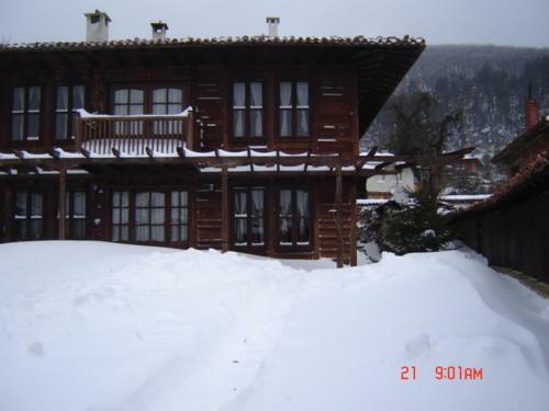 Hostal Kenara Guest House