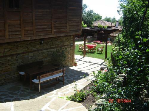 Hostal Kenara Guest House