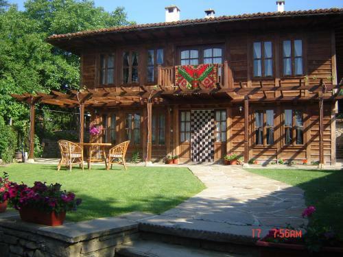 Hostal Kenara Guest House