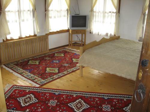 Hostal Sava Cupetsa Guest House