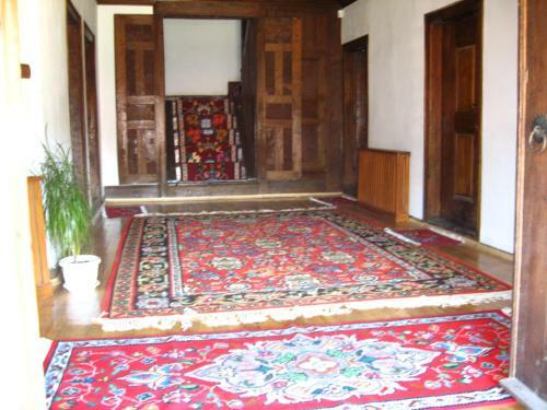 Hostal Sava Cupetsa Guest House