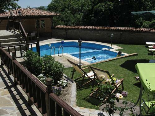 Hostal Sava Cupetsa Guest House