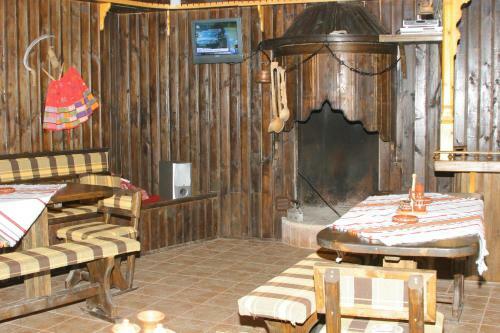 Hostal Sava Cupetsa Guest House