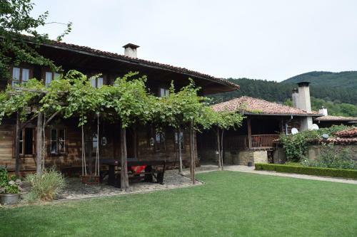 Hostal Hadjigergy's Guest House