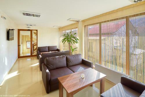 Hostal Lakata Guest House