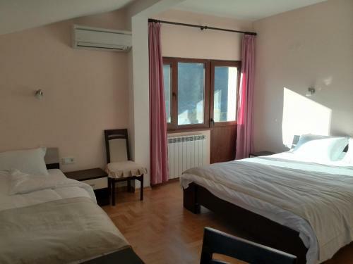 Hostal Gondova House