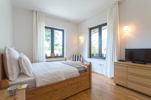 Green Hill Luxury Villa