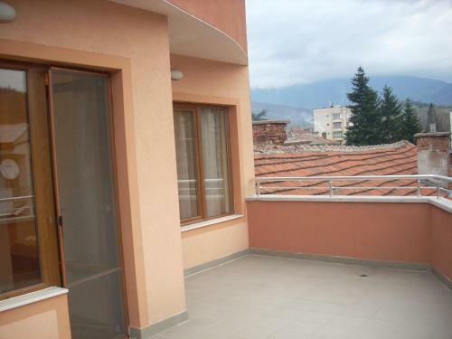 Gelov Hotel