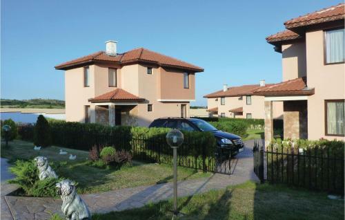 Two-bedroom Holiday Home In Laka