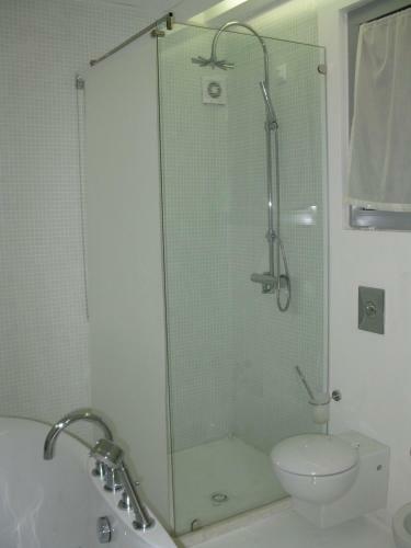 Family Hotel The Body