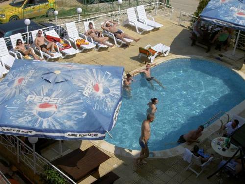 Laguna Family Hotel