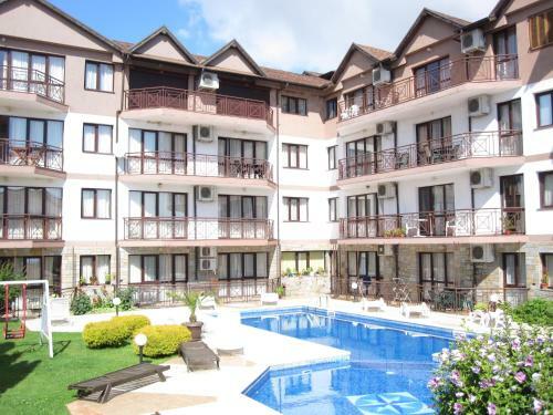 Byala Apartments In Templum Yovis