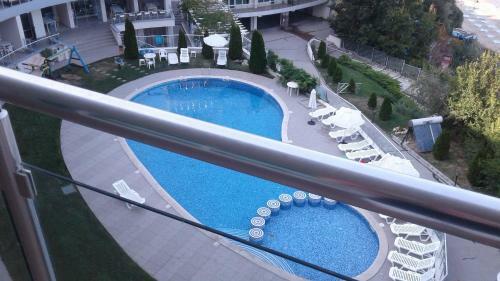 Silver Beach Apartments