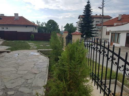 Apartments Stefanov In Byala