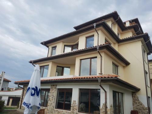 Apartments Stefanov In Byala