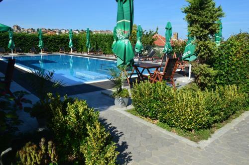 Hotel Iva Resort