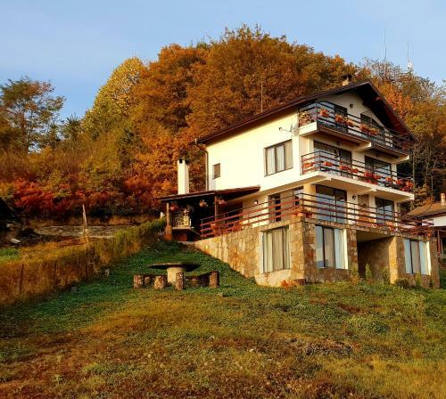 Hostal Karadzhovata Kashta
