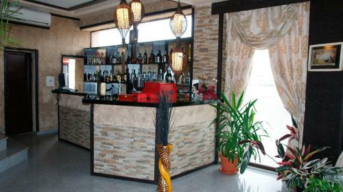 Hi-life Family Hotel