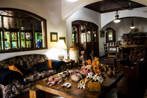 Hostal �guas Do Pantanal Inn Pousada