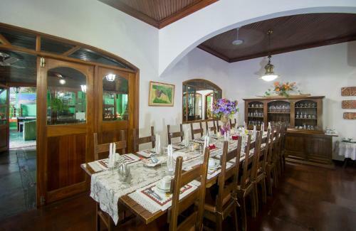 Hostal �guas Do Pantanal Inn Pousada