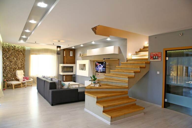 Heaven Hills Villa