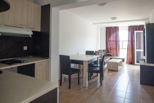 Salena Apartments In Saint George Complex