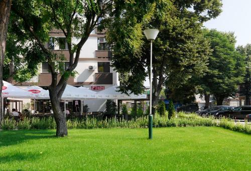 Hotel & Business Center Trakia