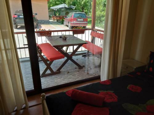Hostal Kyshta Za Gosti Tam Krai Rekata