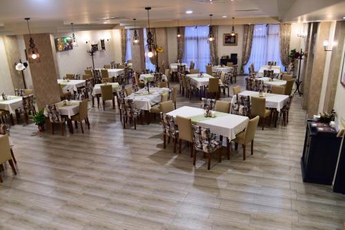 Hesteya Hotel