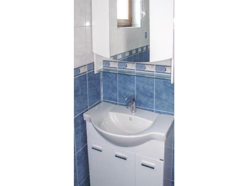 Three-bedroom Holiday Home In Obrochishte
