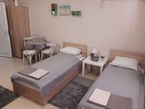 Hostal Rooms Lagat