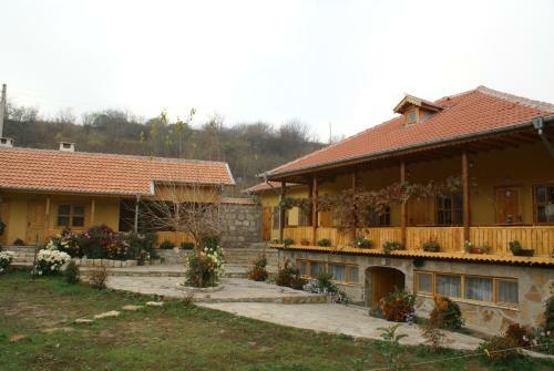 Hostal Pelican Birding Guest House