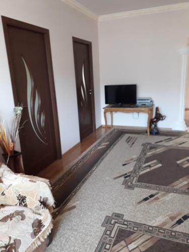 Green Dilijan B&B
