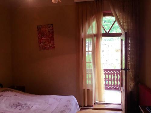 Hostal Areguni Guest House