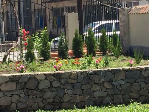 Villa Dilijan Garden House