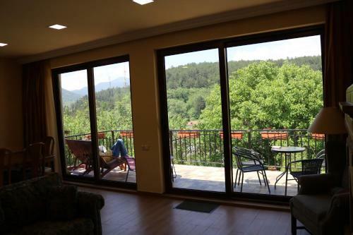 Villa Dilijan Garden House