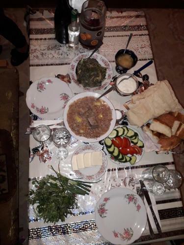 Hostal Areni House B&B
