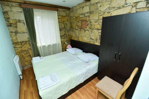 Hostal Gayane Hotel