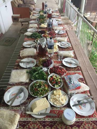 Anush`s B&B