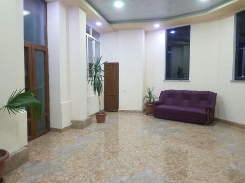 Hostal Flora Hotel