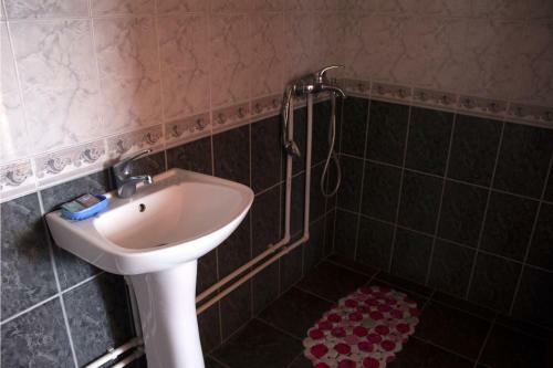 Tatev Shinuhayr Hotel'