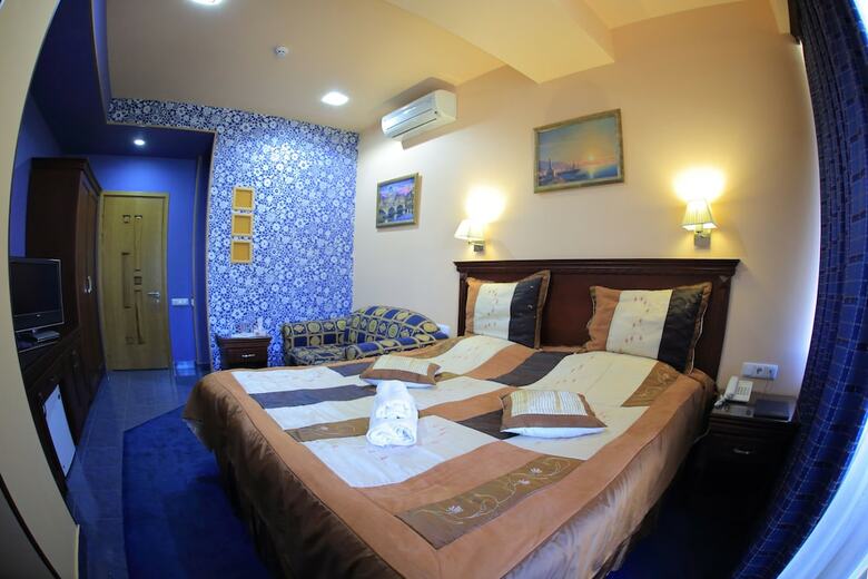 Jupiter Hotel