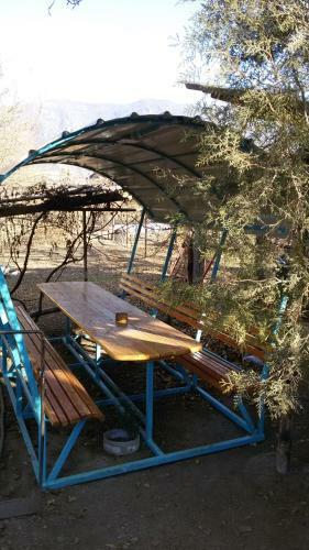 Hostal Aghasu Tun B&B