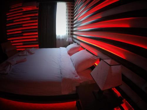 Vayk Hotel