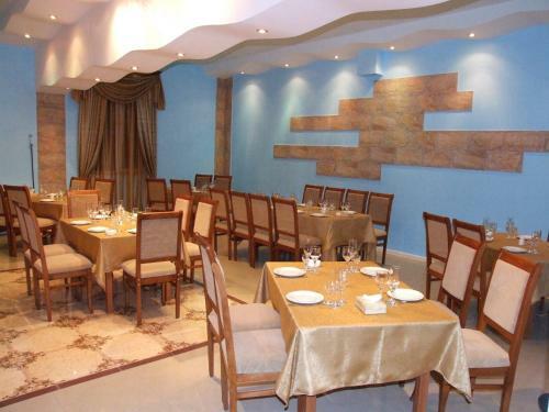 Vayk Hotel