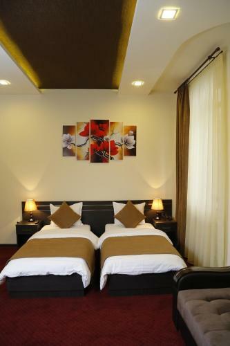 Tomu's Hotel