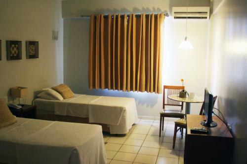 Tarik Fontes Plaza Hotel